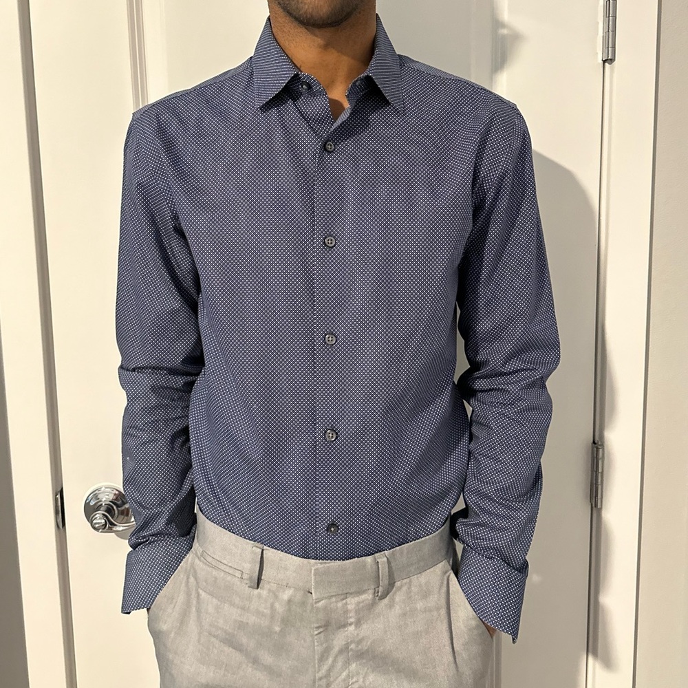 Mens banana republic grant fit dress shirt. Size M